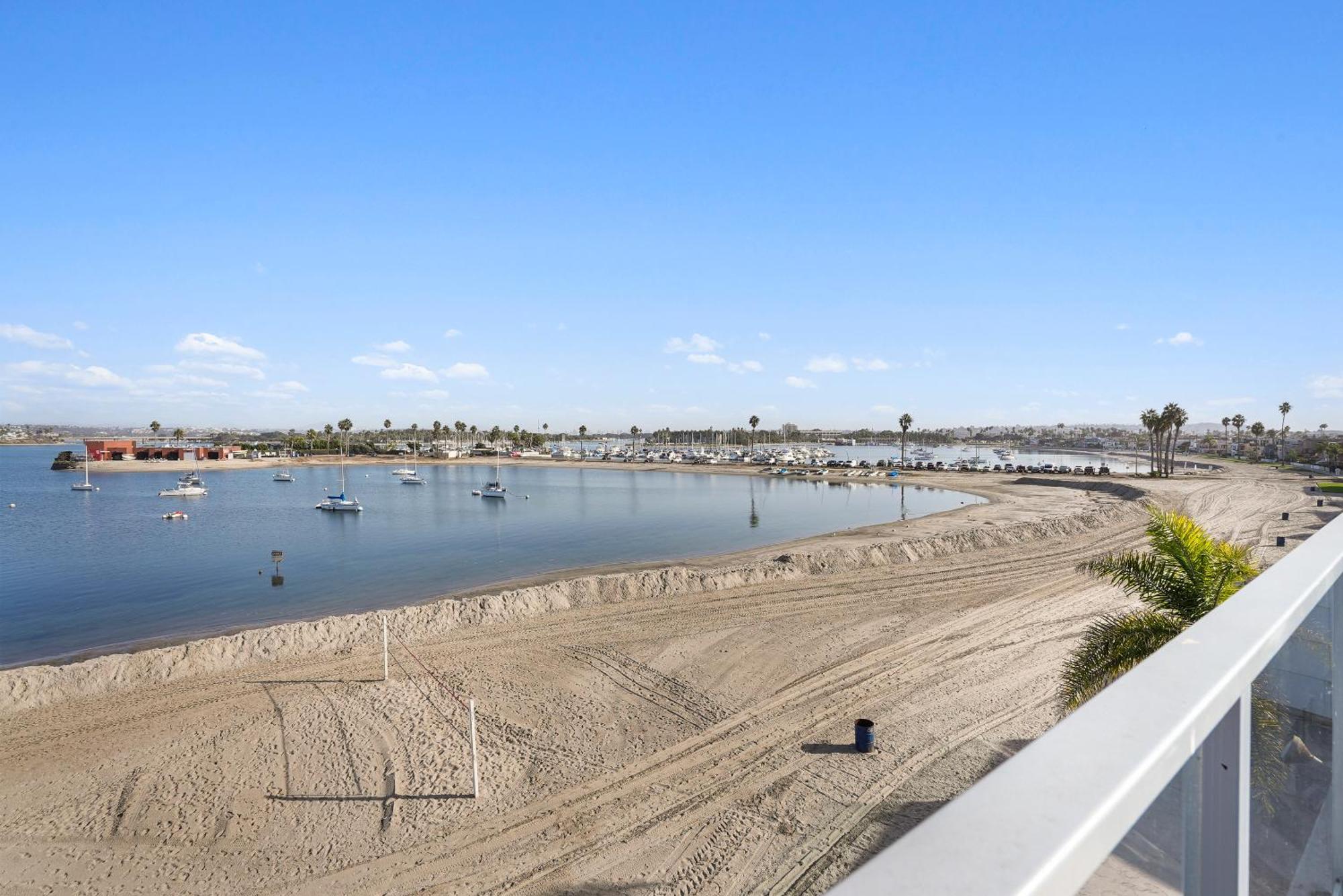 Stunning Bayfront Condo With Gorgeous Views, Garage, Massive Roof Deck & Ac - Dogs Welcome! 圣地亚哥 外观 照片