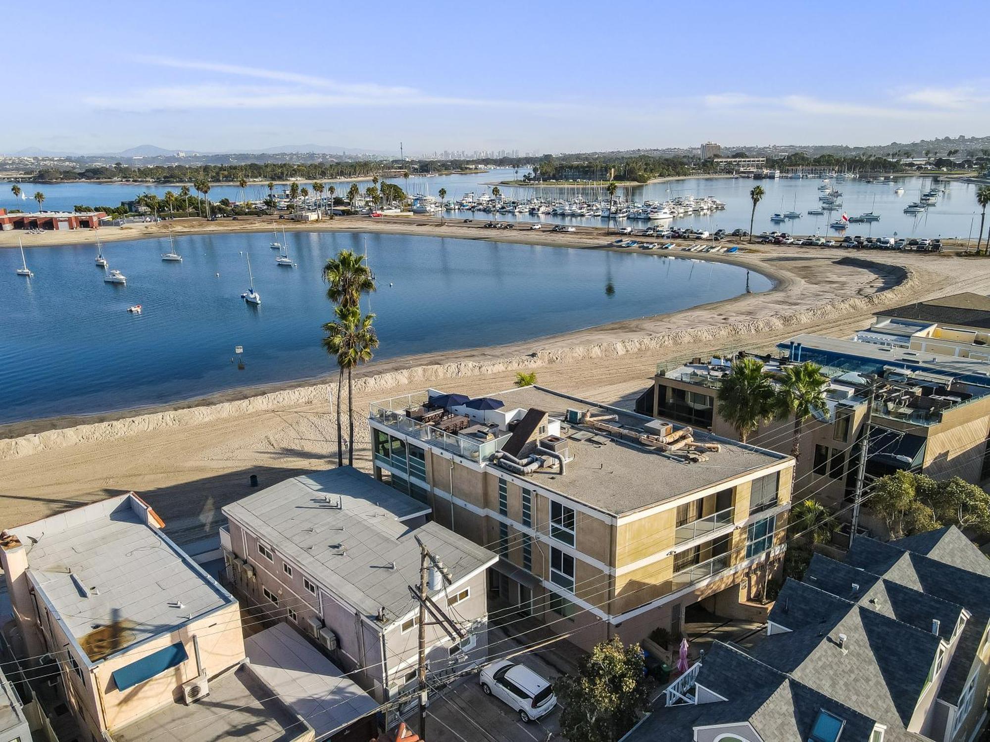 Stunning Bayfront Condo With Gorgeous Views, Garage, Massive Roof Deck & Ac - Dogs Welcome! 圣地亚哥 外观 照片