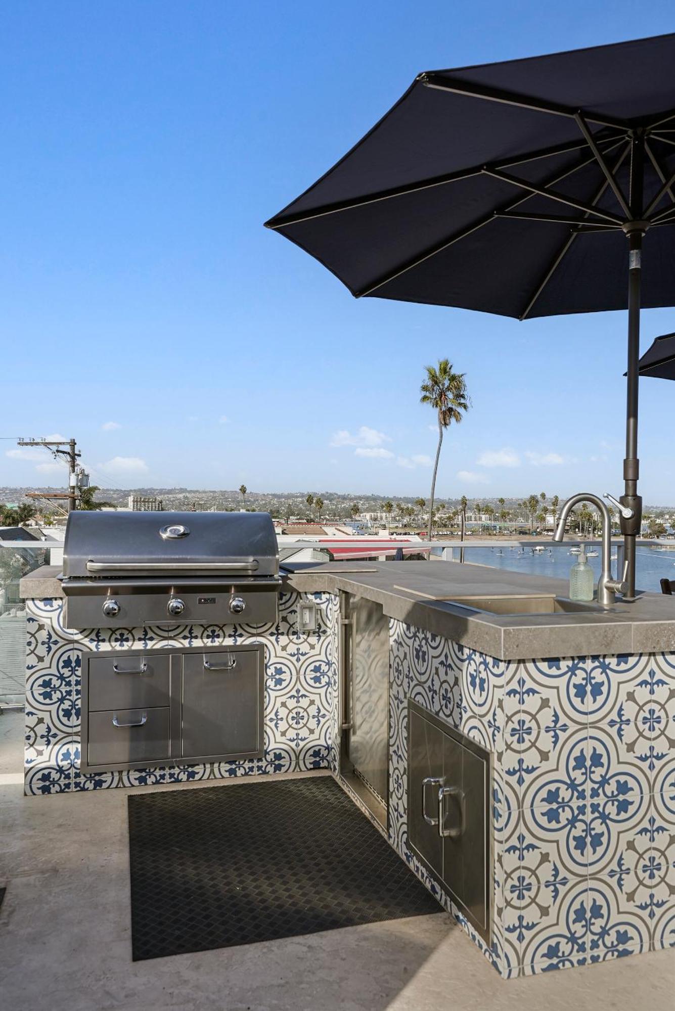 Stunning Bayfront Condo With Gorgeous Views, Garage, Massive Roof Deck & Ac - Dogs Welcome! 圣地亚哥 外观 照片