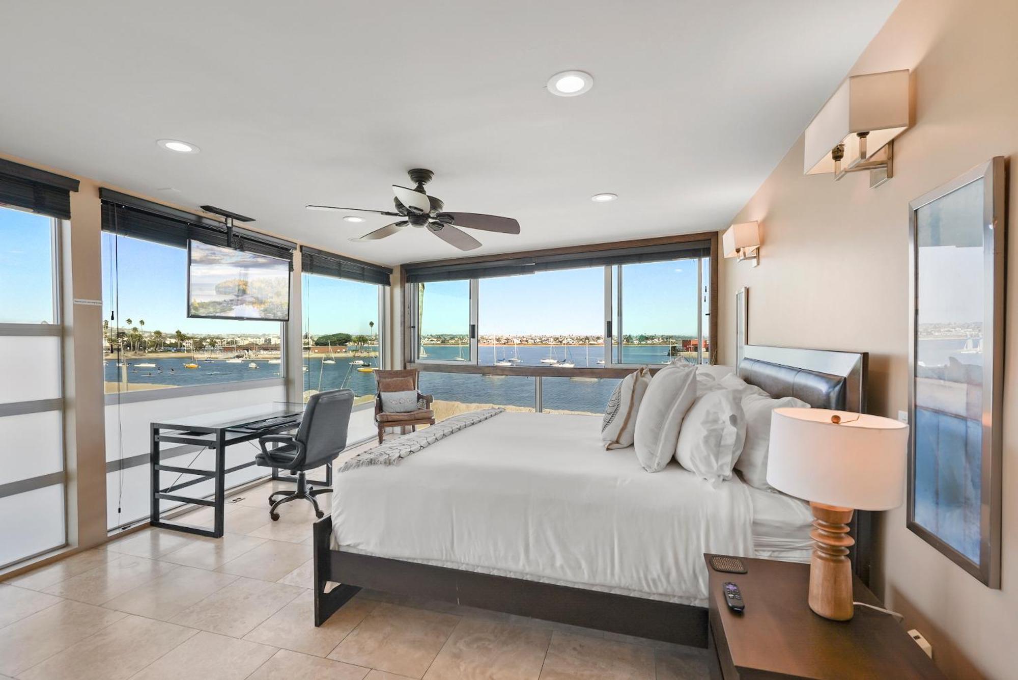 Stunning Bayfront Condo With Gorgeous Views, Garage, Massive Roof Deck & Ac - Dogs Welcome! 圣地亚哥 外观 照片