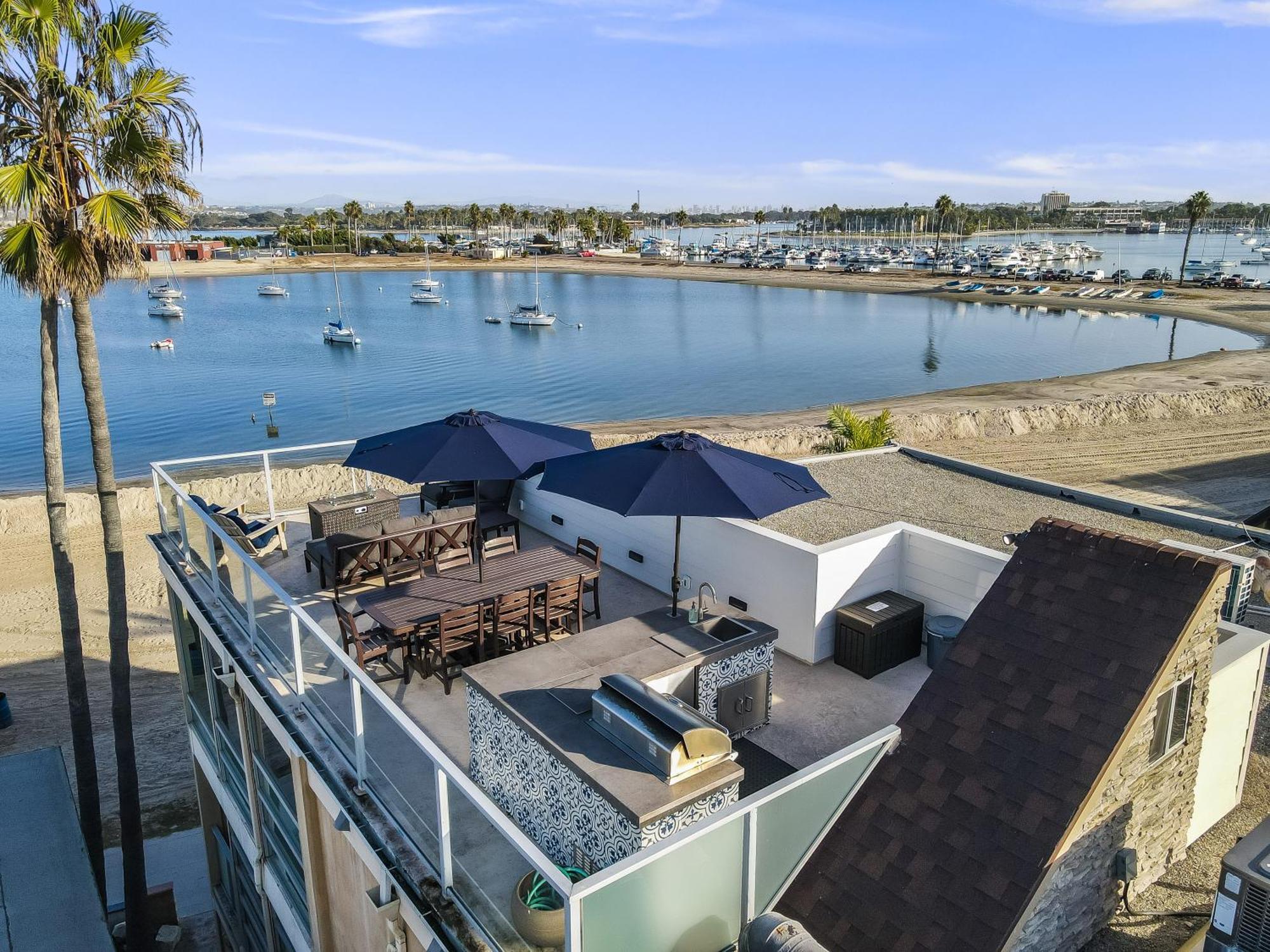 Stunning Bayfront Condo With Gorgeous Views, Garage, Massive Roof Deck & Ac - Dogs Welcome! 圣地亚哥 外观 照片